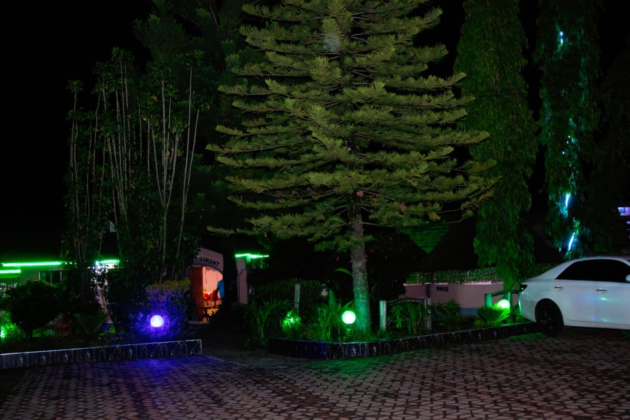 Sunrise Gardens Facade